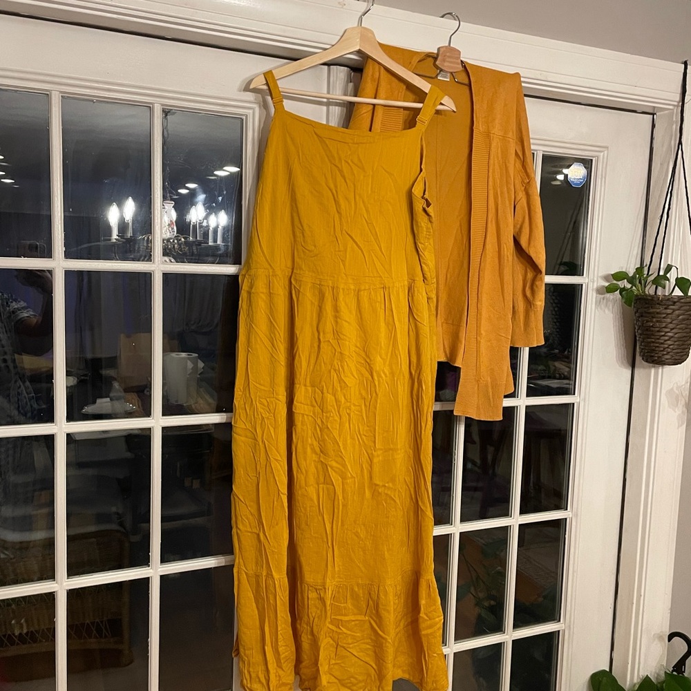 Golden maxi sundress and cardigan (different brands) - Dress Old Navy 3x